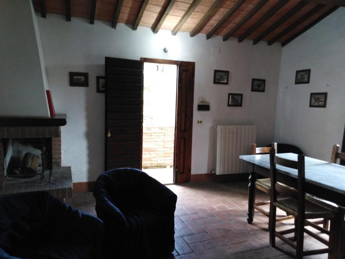 Agritur Villa Osvaldo Castiglione Del Lago Perugia Colazione Piscina Acqua Salata Zewnętrze zdjęcie