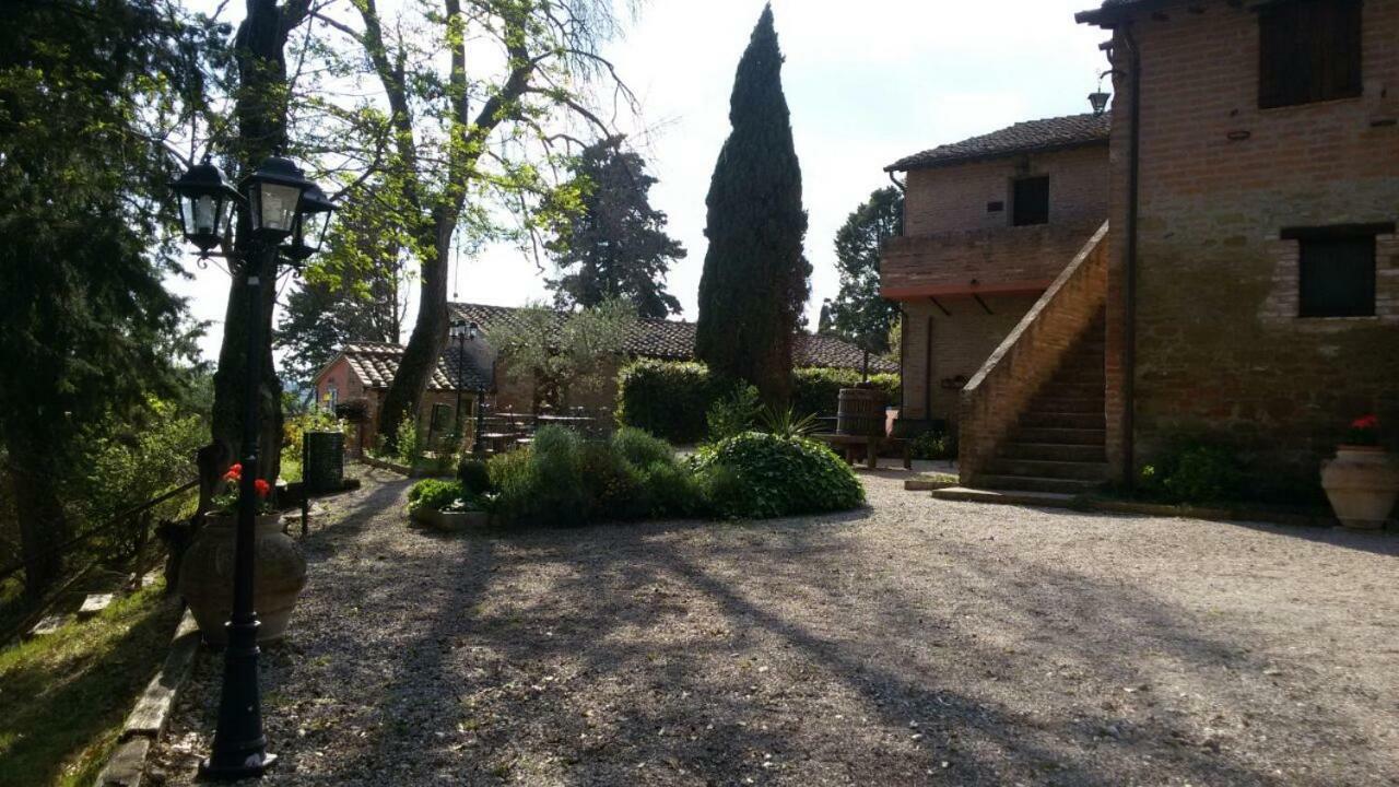 Agritur Villa Osvaldo Castiglione Del Lago Perugia Colazione Piscina Acqua Salata Zewnętrze zdjęcie